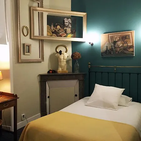 Hotel Des Remparts 2*