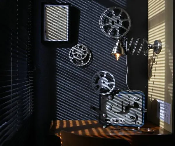 Hotel Des Remparts 2*