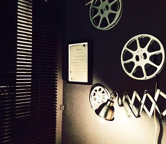 Hotel Des Remparts Laval (Mayenne)